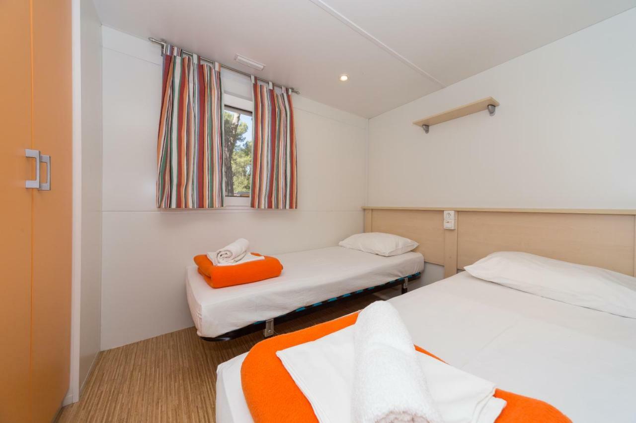 Diana & Josip Mobile Homes Biograd Na Moru Exterior photo