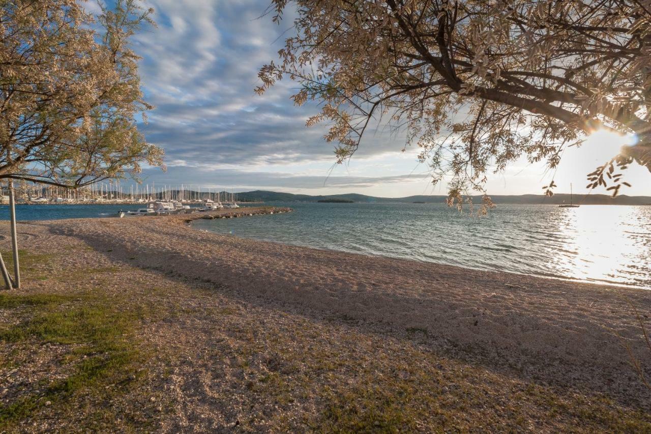 Diana & Josip Mobile Homes Biograd Na Moru Exterior photo