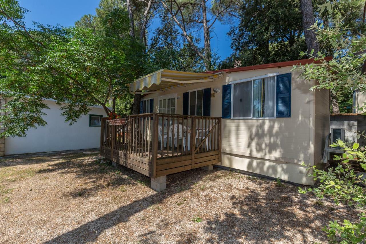 Diana & Josip Mobile Homes Biograd Na Moru Exterior photo